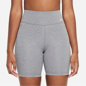 Nike - Women’s Biker Shorts - Dri-FIT